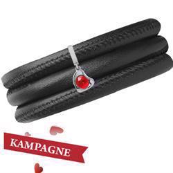 Image of Granat Forever Love hjerte armbånd fra Christina Design London